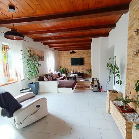 Nyaraló Wellness Dom U Namornika *